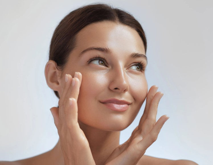 Mikroneulaussetti, DRS 540 (0,75mm)+ CLINICCARE LMWHA+ SERUM (30ml)