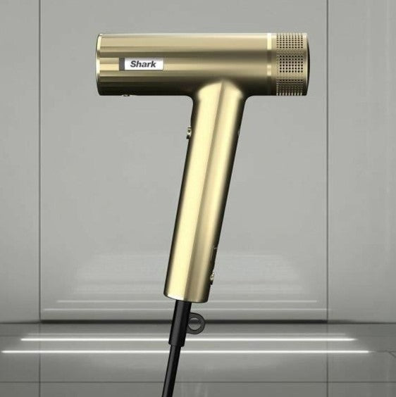 Hiustenkuivaaja Shark